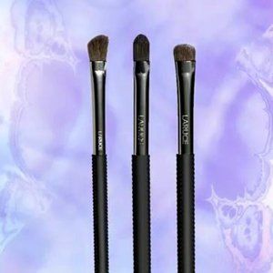 LARUCE Brushes Limited Edition Editorial  NWT